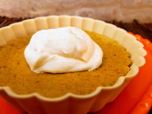 4 Net Carb Crustless Pumpkin Pie that is also Gluten Free. Single Serving Portion Control. #Keto #Thanksgiving #CrustlessPie #PumpkinPie #KetoThanksgiving